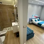 Hotiday Astoria 4* Неаполь