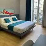 Hotiday Astoria 4* Неаполь