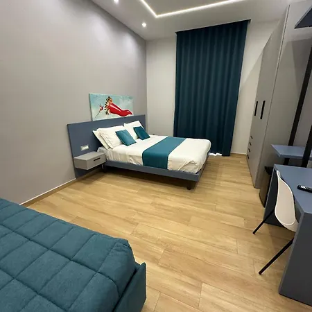 Hotiday Astoria 게스트하우스