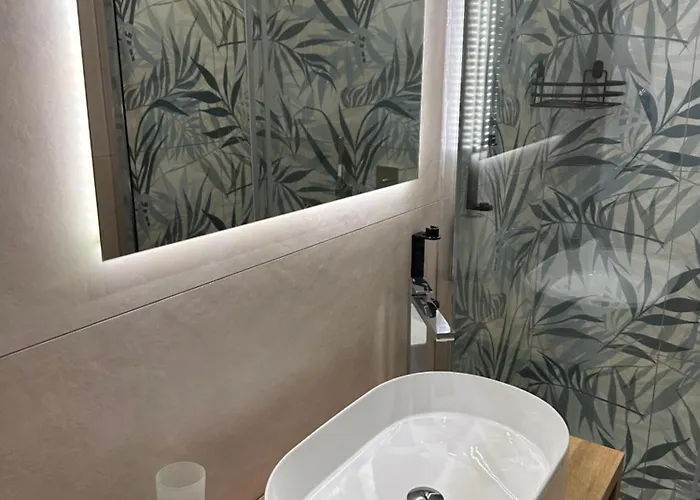 Hotiday Astoria 3* 나폴리