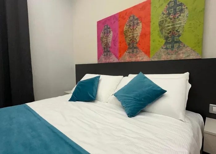 Hotiday Astoria 게스트하우스 3*