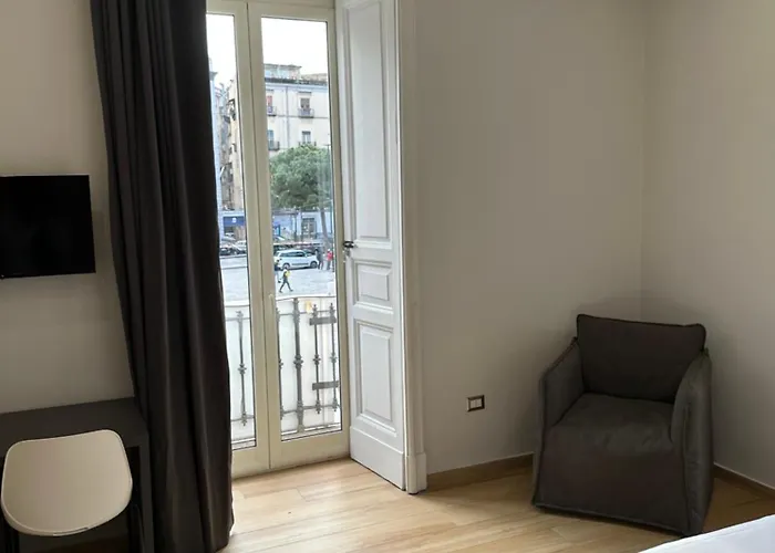 게스트하우스 Hotiday Astoria 3*