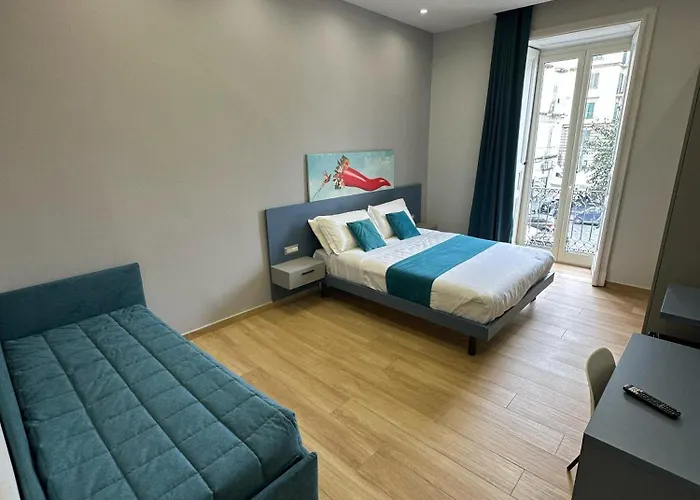 Hotiday Astoria 나폴리